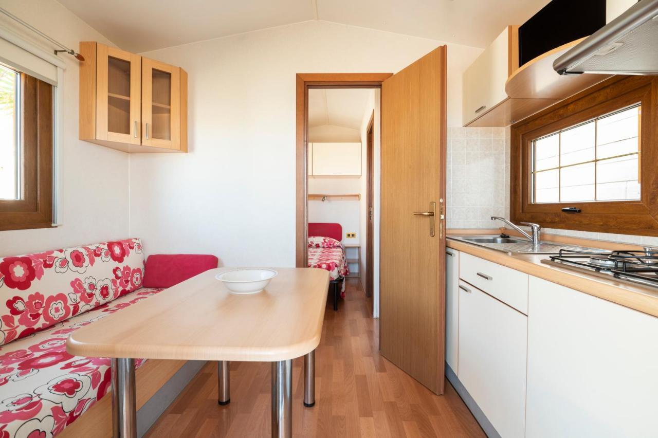 Camping Norina Pesaro Exteriör bild