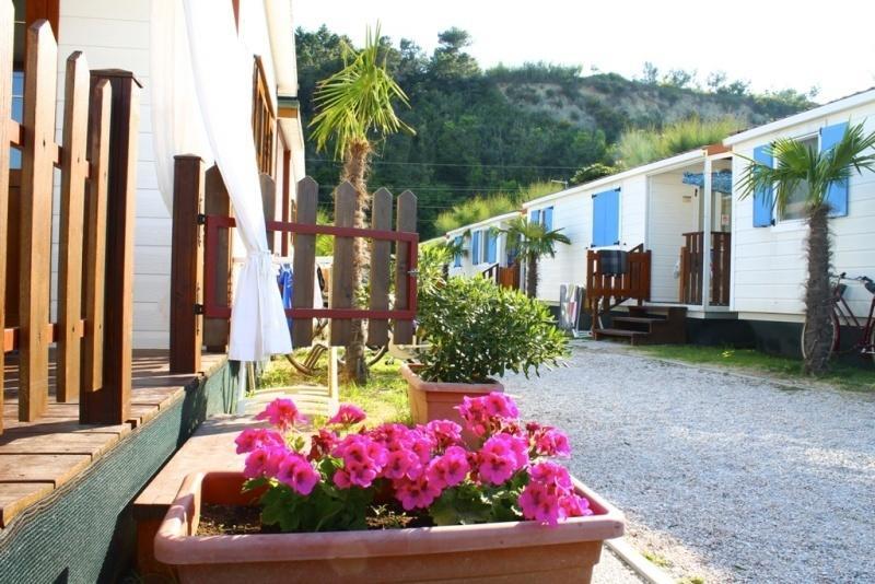 Camping Norina Pesaro Exteriör bild